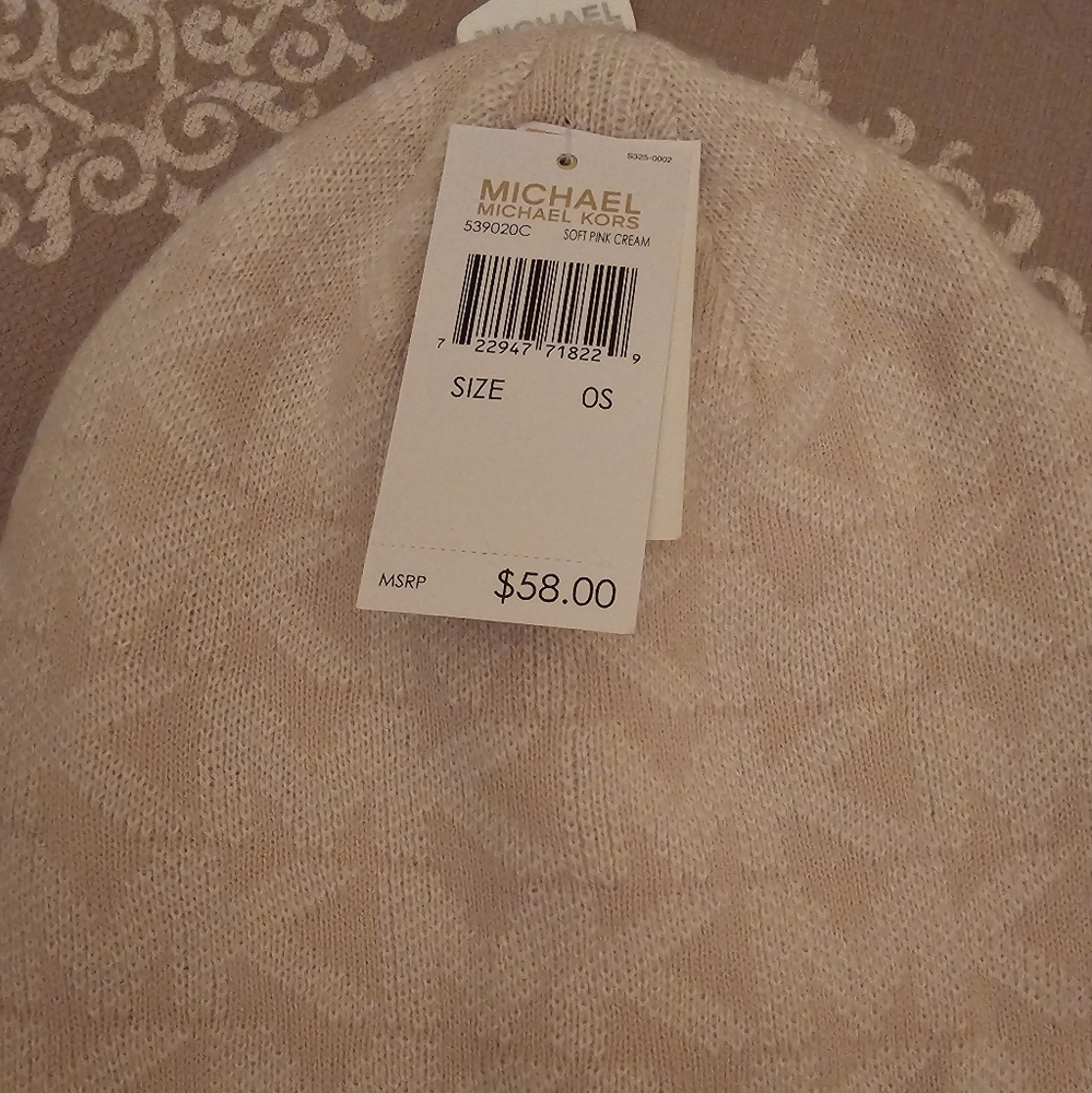 NWT Michael Kors soft pink beanie - Picture 3 of 3